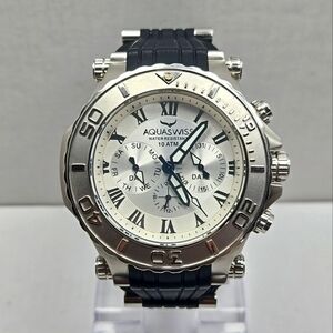 Aquaswiss Bolt 39G5001 Mens Watch Swiss Quartz New Battery Works Great Silver